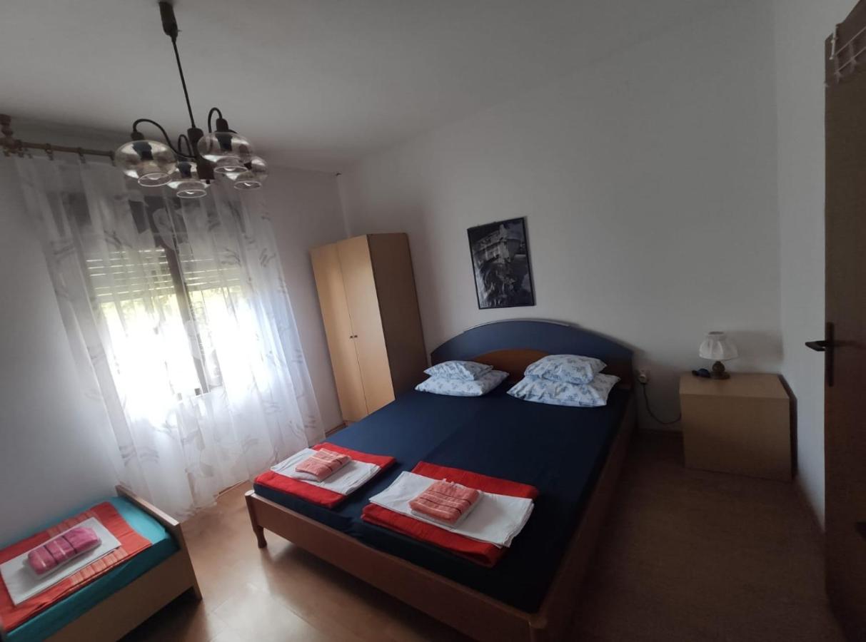 Family Apartment Near Beach Biograd Na Moru Buitenkant foto